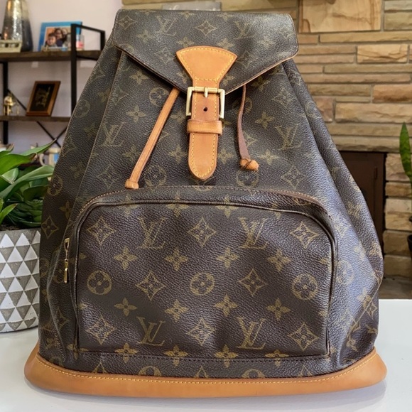 ❤️authentic backpack gm - Picture 1 of 16